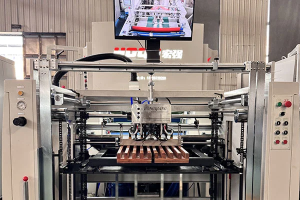 Intelligent Servo Chain Knife Powder Removal Laminating Machine